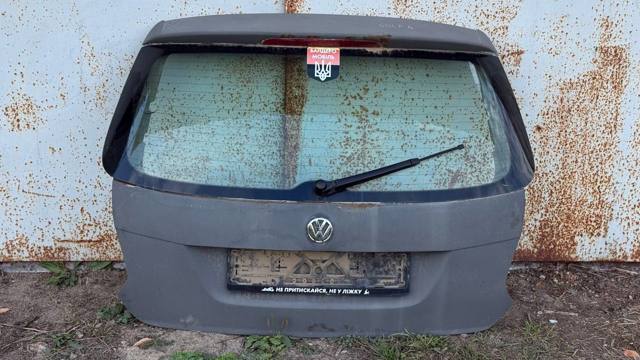Задня ляда 1K9827025B VAG
