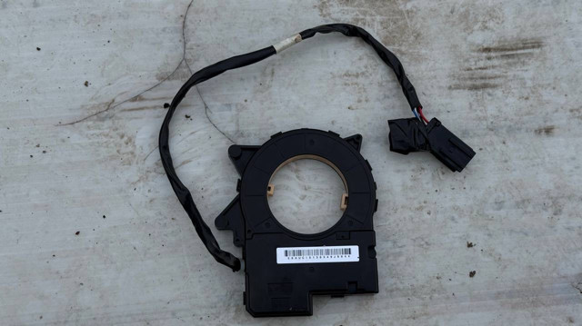 Датчик кута повороту керма 27549AG010 SUBARU