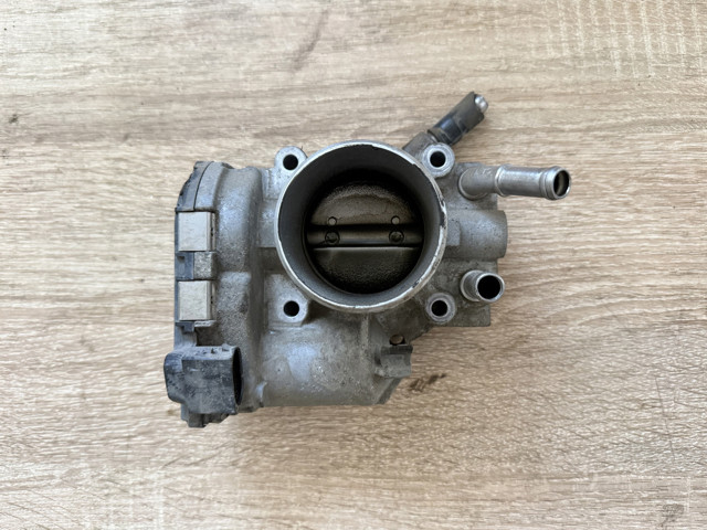 Дросільна заслінка в зборі 351002B150 HYUNDAI