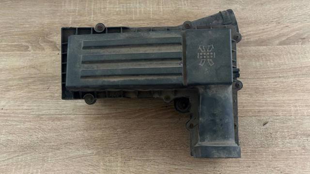 Корпус повітряного фільтра 3C0129607BD VAG