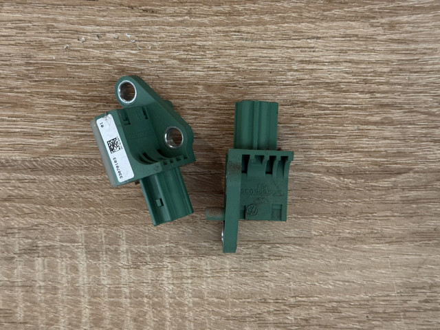 Датчик Айрбег передній 3C0909606 VAG