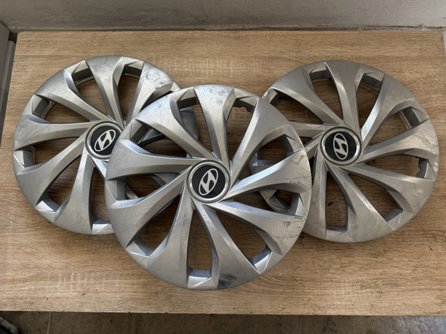Ковпаки на колеса 529604L000 HYUNDAI