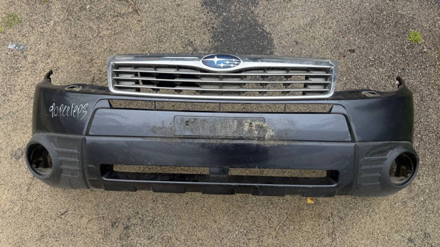 Буфер (бампер) передній 57704SC000 SUBARU