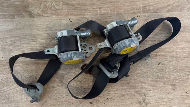 Ремінь безпеки передній правий 64622SC000AR SUBARU