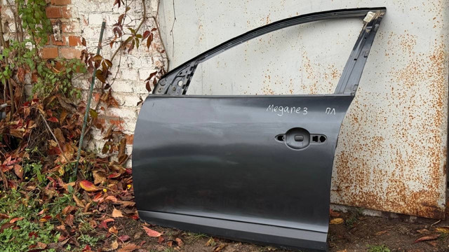 Водійські двері 801016886R RENAULT