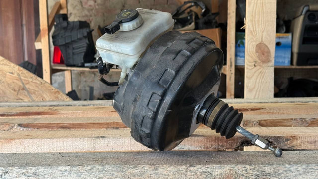 Підсилювач гальма вакуумний 8K0612103M VAG