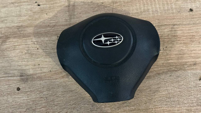 Подушка безпеки водія 98211SC000JC SUBARU