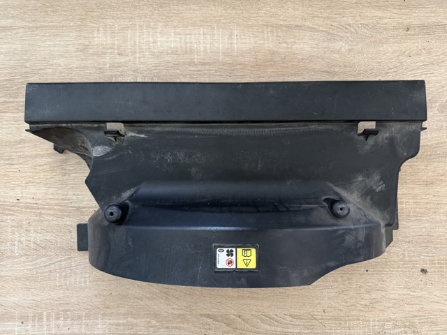 Дифузор радіатора охолодження, верхній PGK500220 LAND ROVER