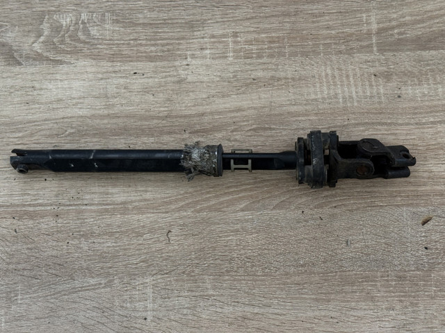 Вал рульової колонки, нижній QMN500230 LAND ROVER
