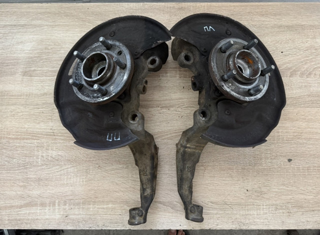Цапфа поворотного кулака RUB500120 LAND ROVER