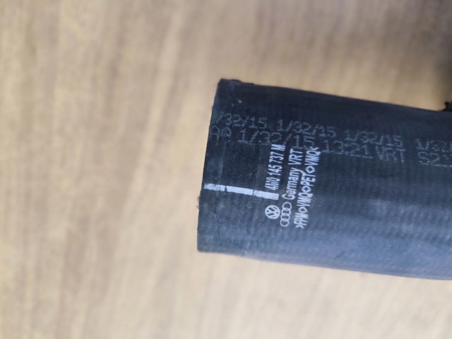 Трубка, що нагнітається 4M0145737M VAG