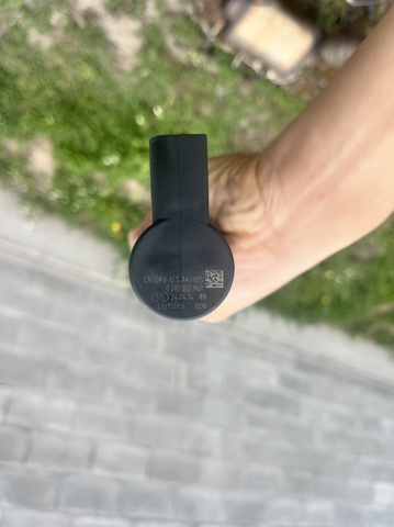 Регулятор тиску палива в паливній рейці 0281002949 BMW