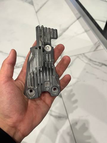 18555001 BMW