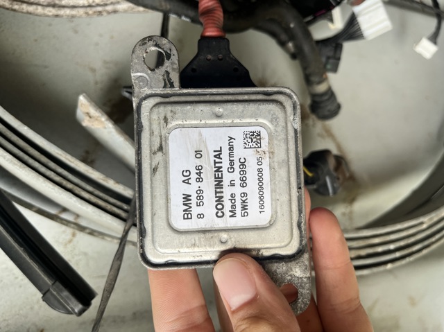 Датчик оксидів азоту NOX, передній 8589846 BMW