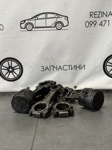 Поршень в комплекті на 1 циліндр, 2-й ремонт (+0,50) 7701477121 RENAULT