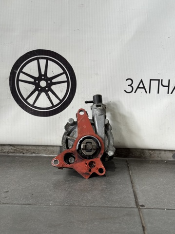 Насос вакуумний 8200845984 RENAULT