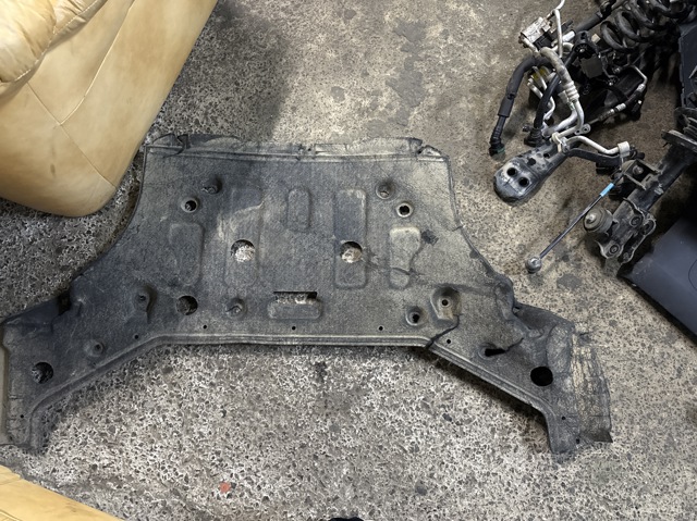 Захист картера двигуна 84291GI000 HYUNDAI