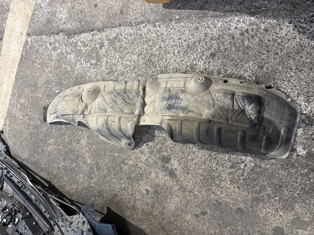 Підкрилок задній правий 86822GI000 HYUNDAI