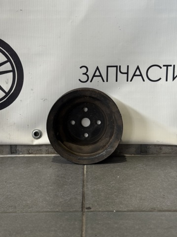 Шків водяного насоса MD303249 MITSUBISHI