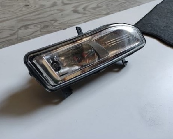 Туманка ліва Nissan Qashqai 2