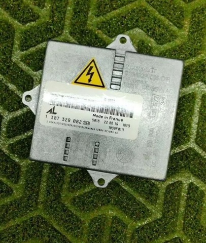 Блок управління фарами 1307329088 MERCEDES