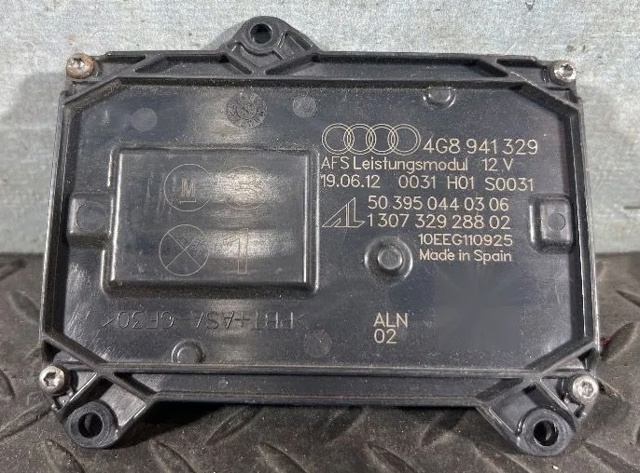 Модуль керування (ЕБК) адаптивного освітлення 4G8941329 VAG