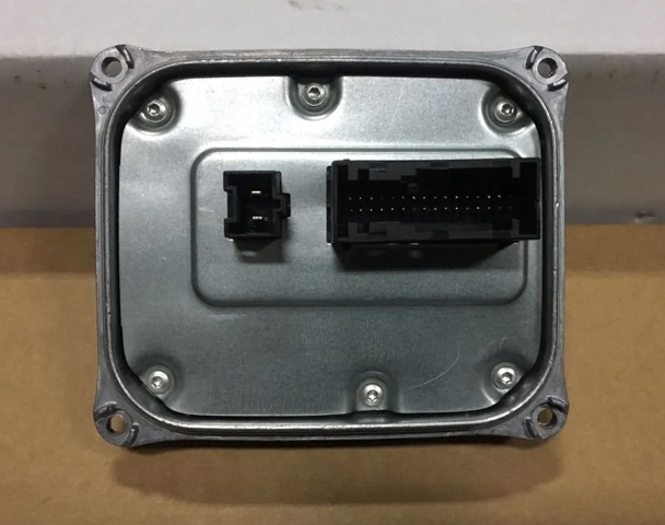 Модуль керування (ЕБУ) світлом фар A2059005010 MARKET (OEM)