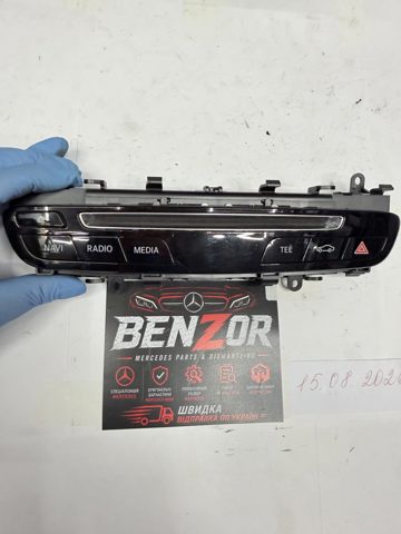 Блок кнопок центральної консолі A2059054601 MERCEDES