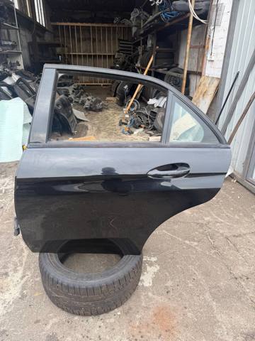 Двері пасажирськи задні ліві A2127300105 MERCEDES
