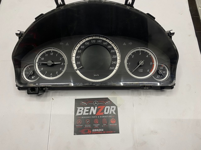 Щиток приладів (комбінація) A2129004104 MERCEDES