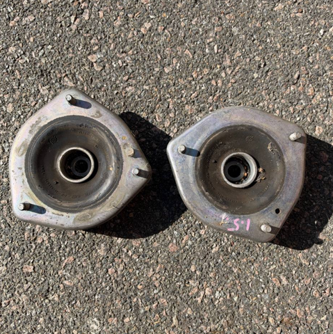 Опора стійки амортизатора переднього 31306772749 BMW