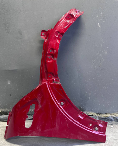 Переднє праве крило 41007374522 BMW