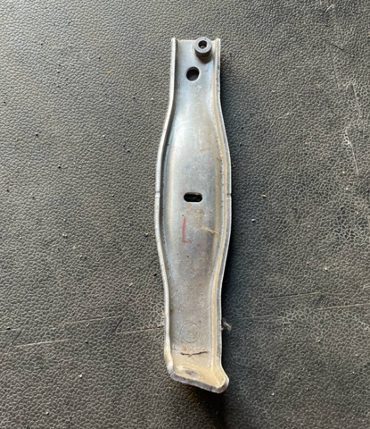 Підсилювач бампера переднього 51117365269 BMW