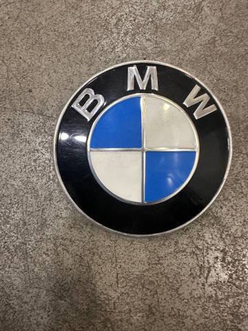 Емблема на кришку багажника, фірм.значок 7499154 BMW