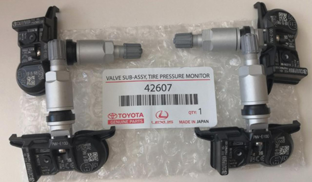 Датчик контролю тиску в шинах 4260730071 TOYOTA