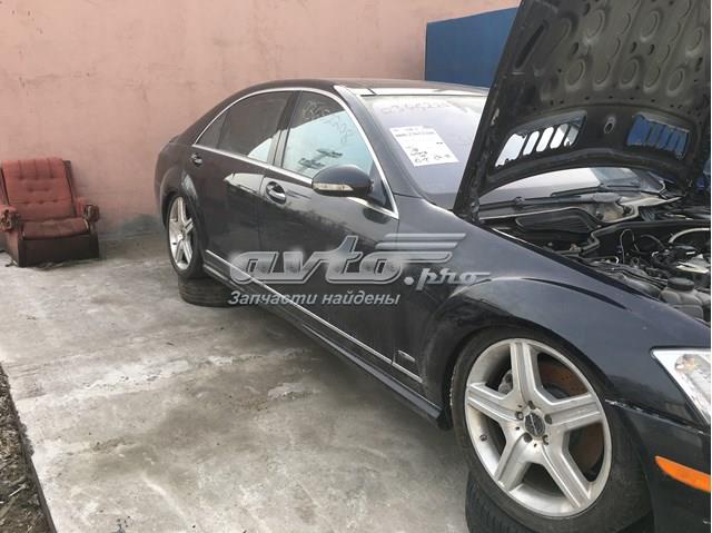 Двері задні в зборі 2217300605 MERCEDES