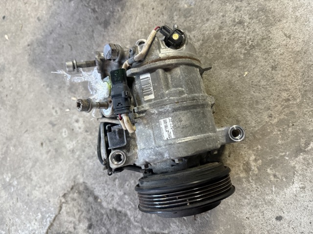 Компресор кліматичної установки 4472807423 MERCEDES