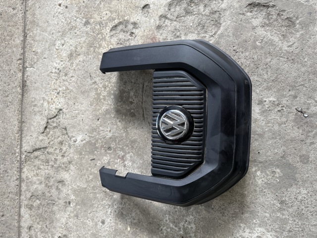 Кришка двигуна декоративна 5GE806441 VAG