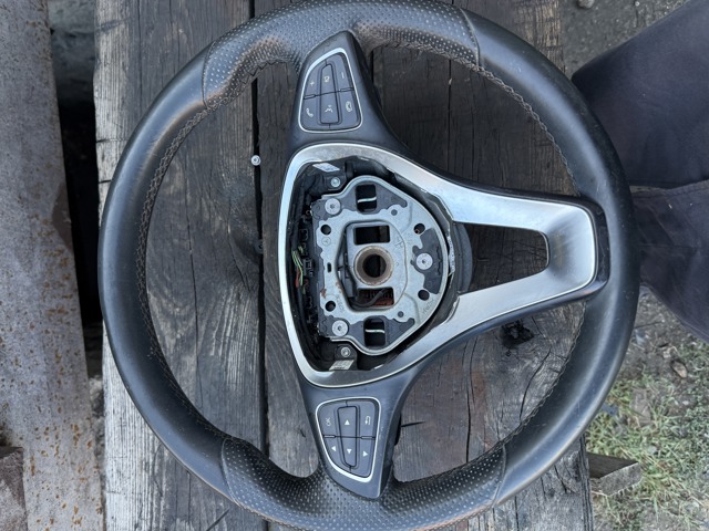 Рульове колесо A00046014039E38 MERCEDES