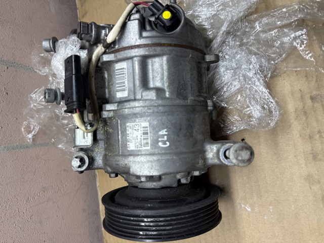Компресор кондиціонера A0038304360 MERCEDES