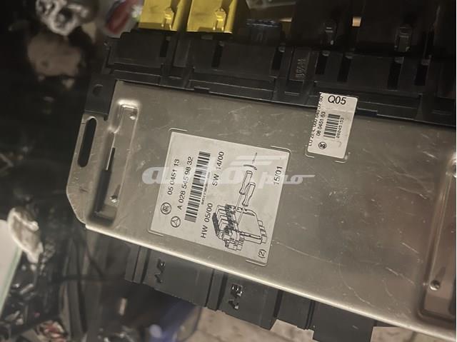 Коробка запобіжників A0285459832 MERCEDES