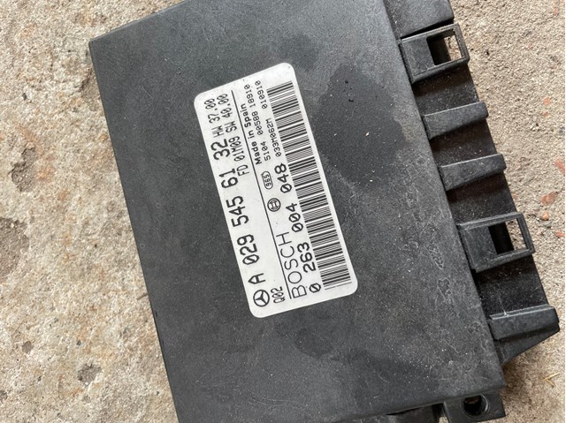 Модуль управління двигуном A0295456132 MERCEDES