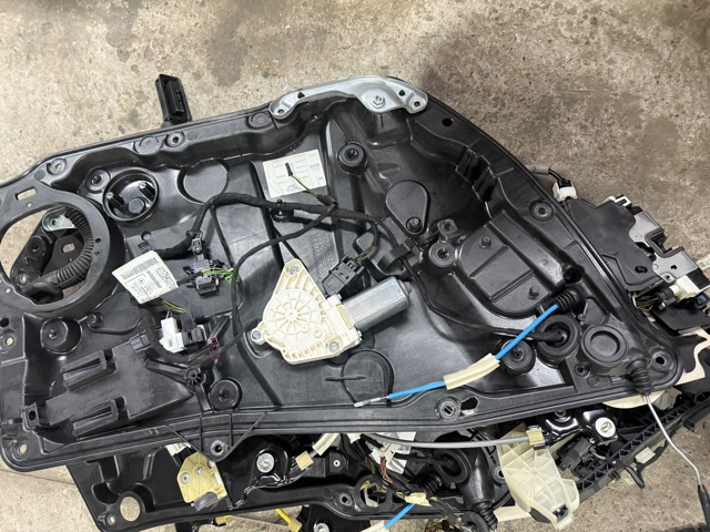 Джгут проводів передньої двері A1175403709 MERCEDES