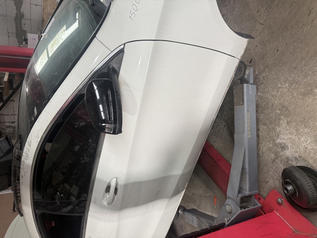 Пасажирські передні двері A1177200205 MERCEDES