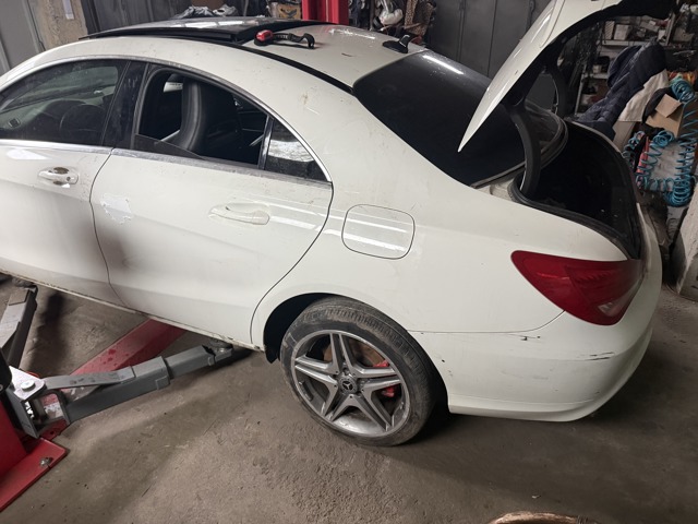 Двері задні A1177300105 MERCEDES