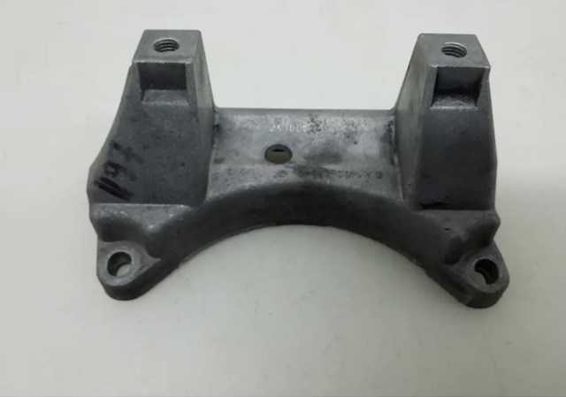Кріплення подушки коробки передач A1402421340 MERCEDES