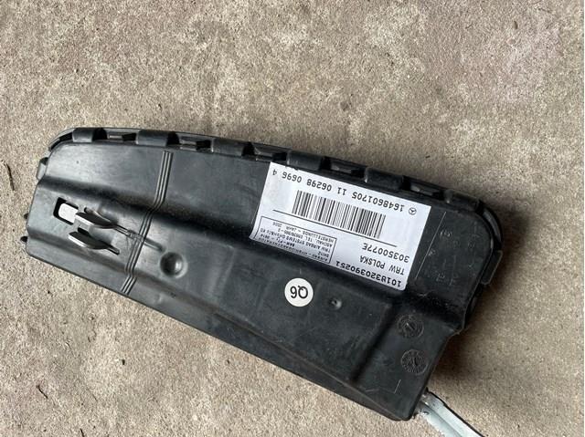Подушка Айрбег спинки сидіння лівого A1648601705 MERCEDES