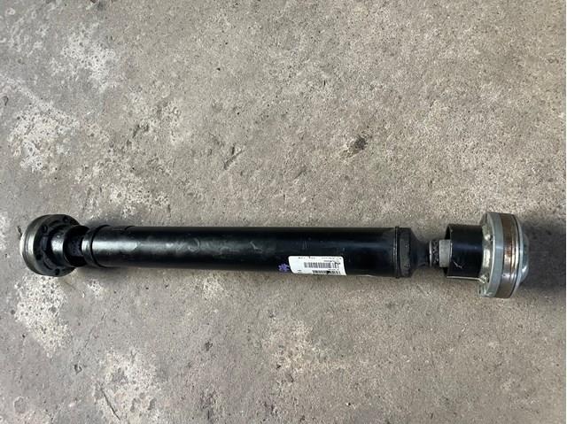 Кардан передній A1664102701 MERCEDES