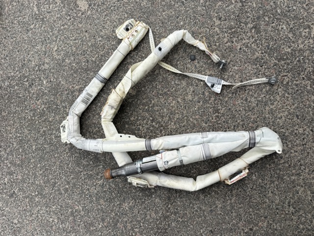 Подушка безпеки, збоку права айрбег A1668600602 MERCEDES