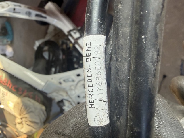 Сопло омивача лобового скла A1768600192 MERCEDES